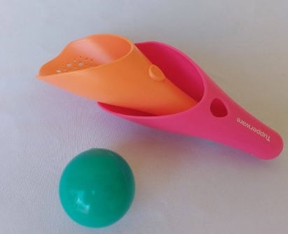 Labdaelkapó Játék